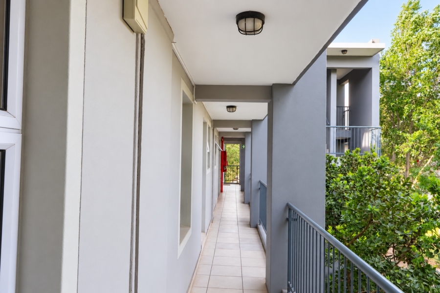 To Let 2 Bedroom Property for Rent in Buh Rein Estate Western Cape